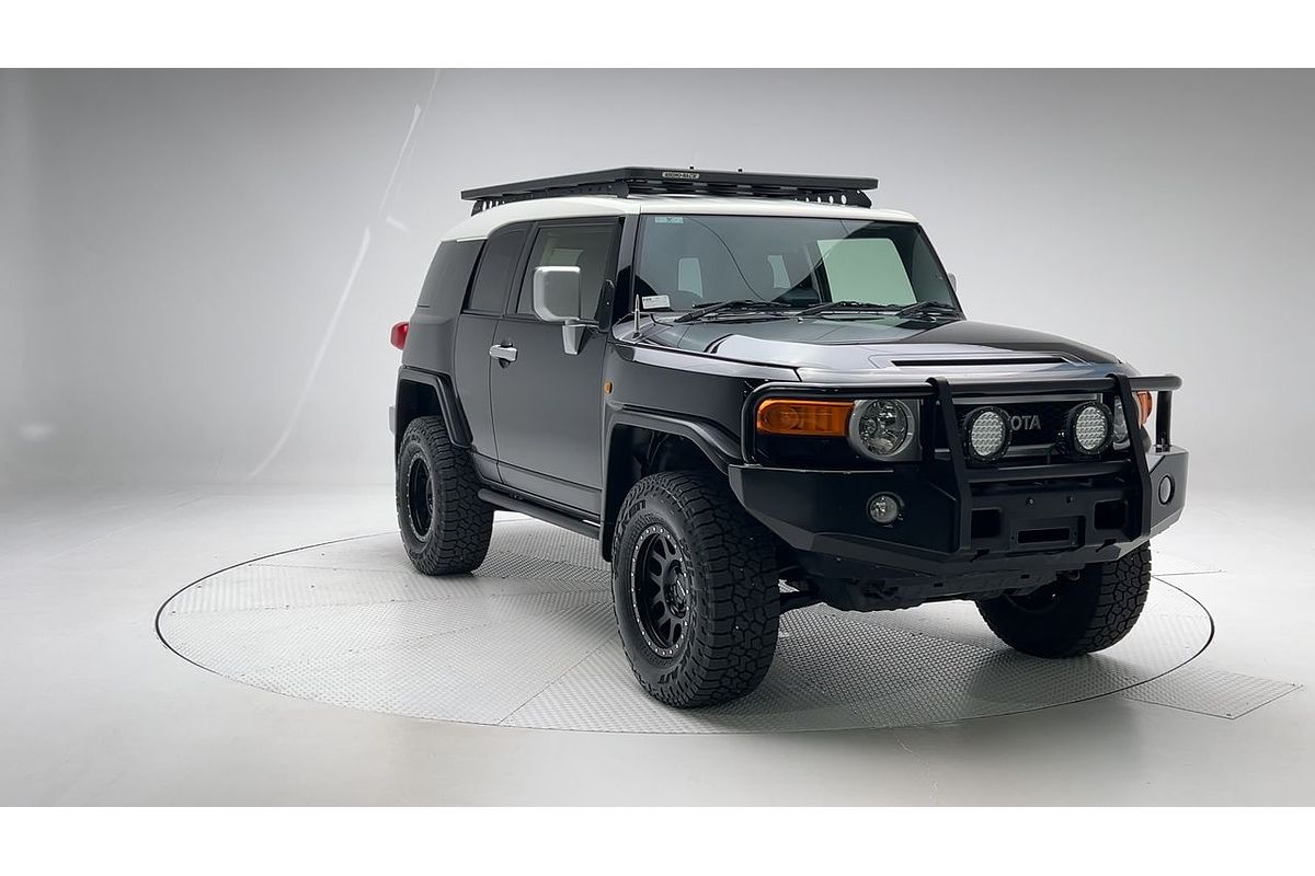 2016 Toyota FJ Cruiser GSJ15R