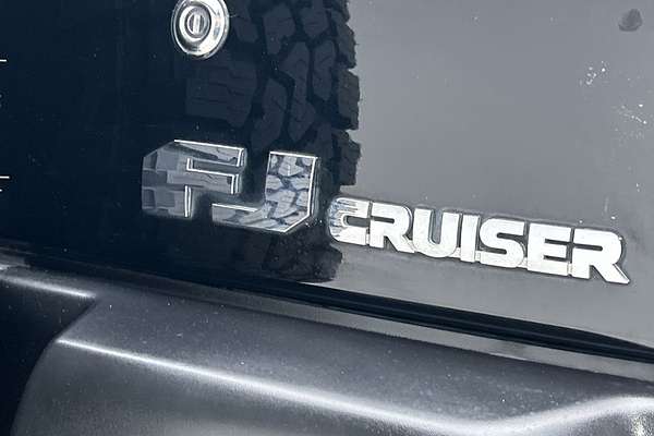 2016 Toyota FJ Cruiser GSJ15R