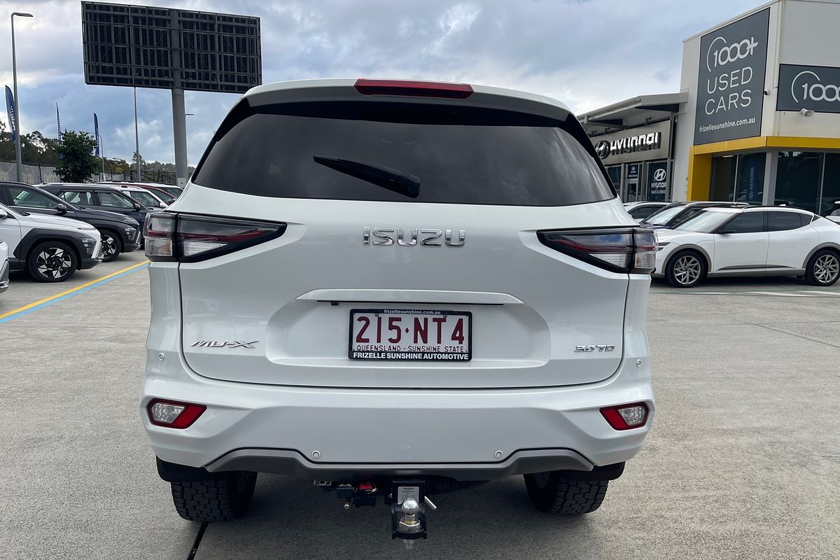 2022 Isuzu MU-X LS-T