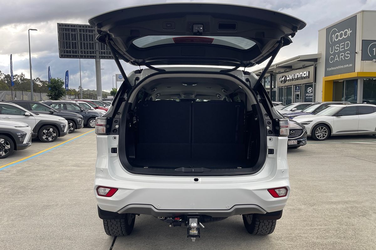 2022 Isuzu MU-X LS-T