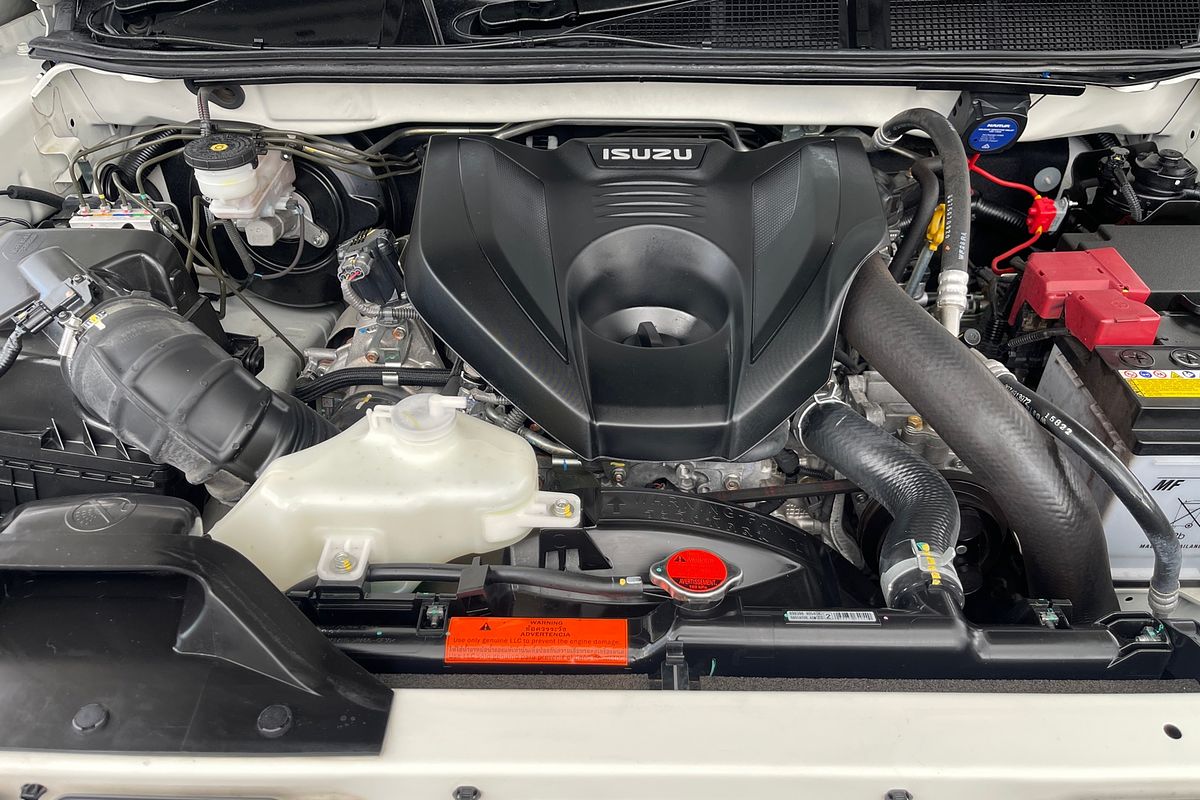 2022 Isuzu MU-X LS-T