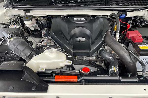 2022 Isuzu MU-X LS-T