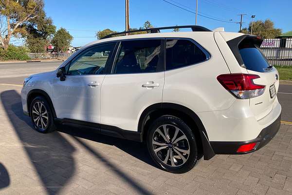 2020 Subaru Forester 2.5i Premium S5