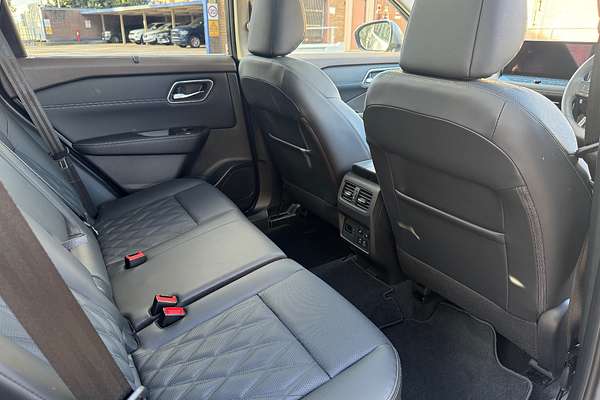 2025 Nissan X-TRAIL Ti-L T33