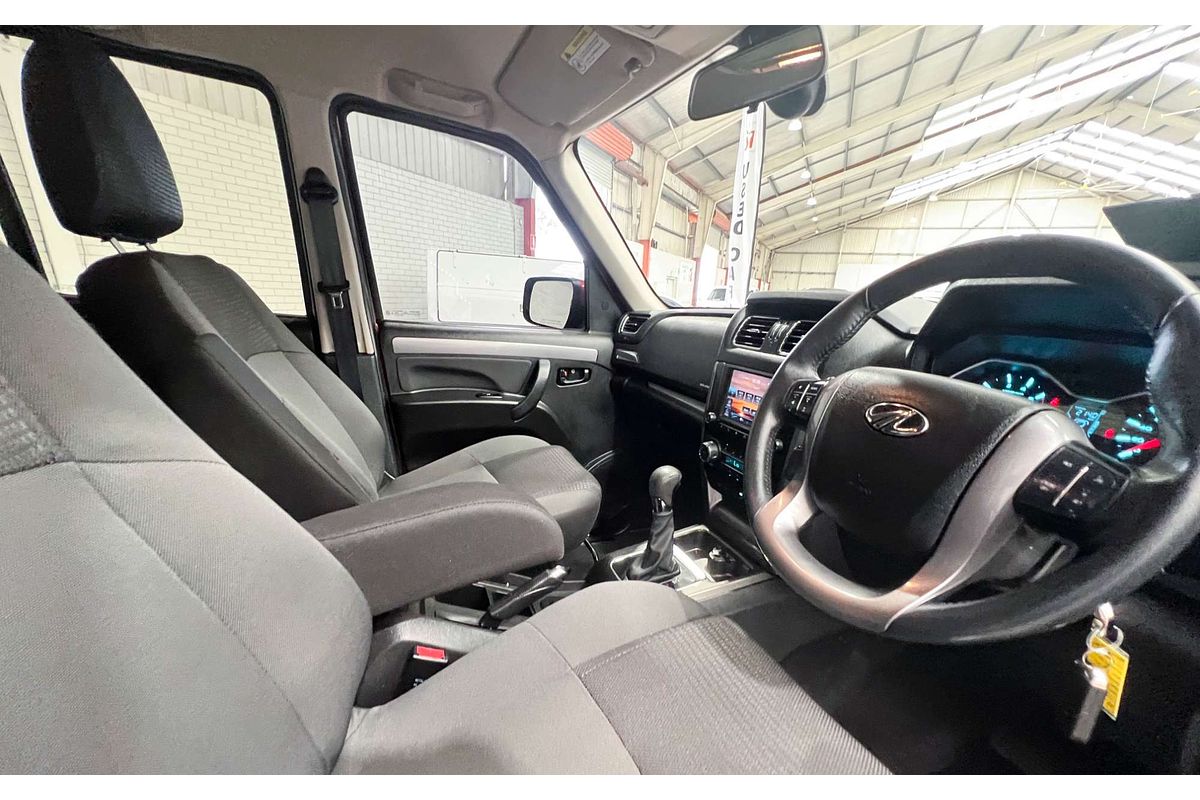 2022 Mahindra PIK-UP S11 4X4