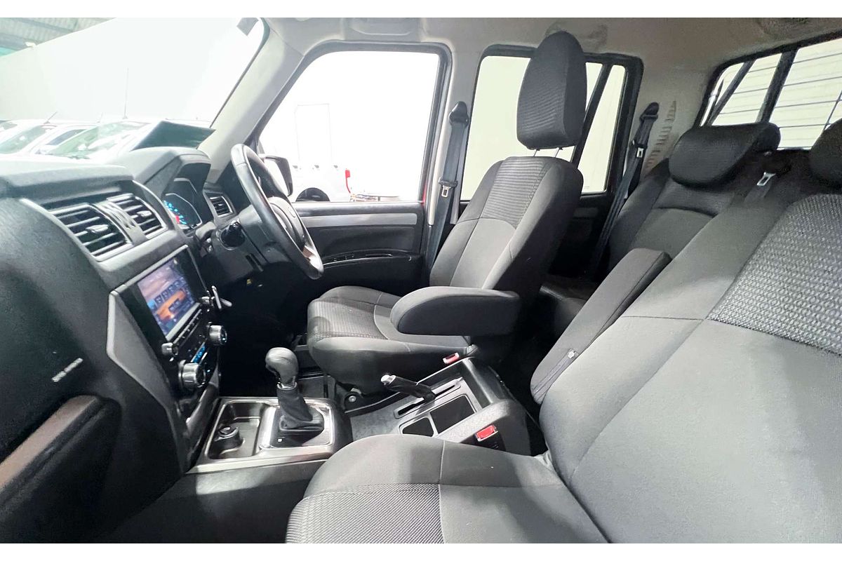 2022 Mahindra PIK-UP S11 4X4