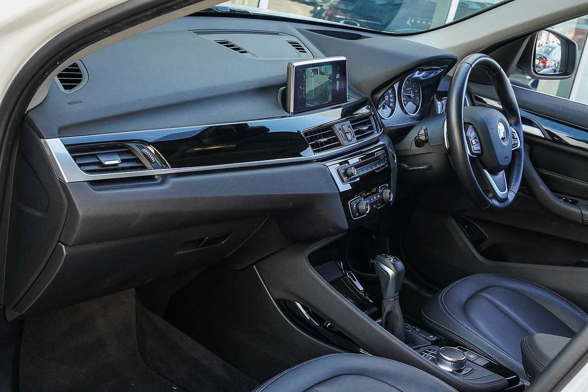 2017 BMW X1 xDrive25i F48