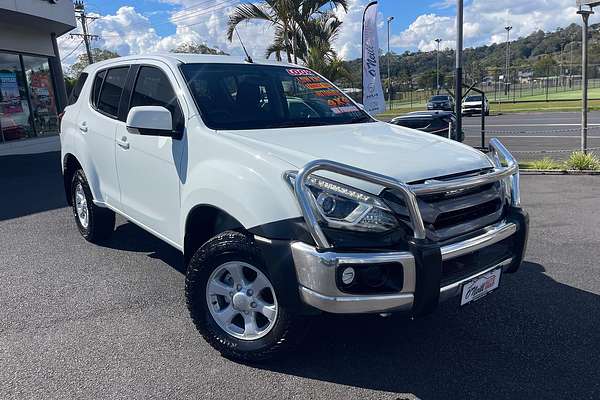2020 Isuzu MU-X LS-M