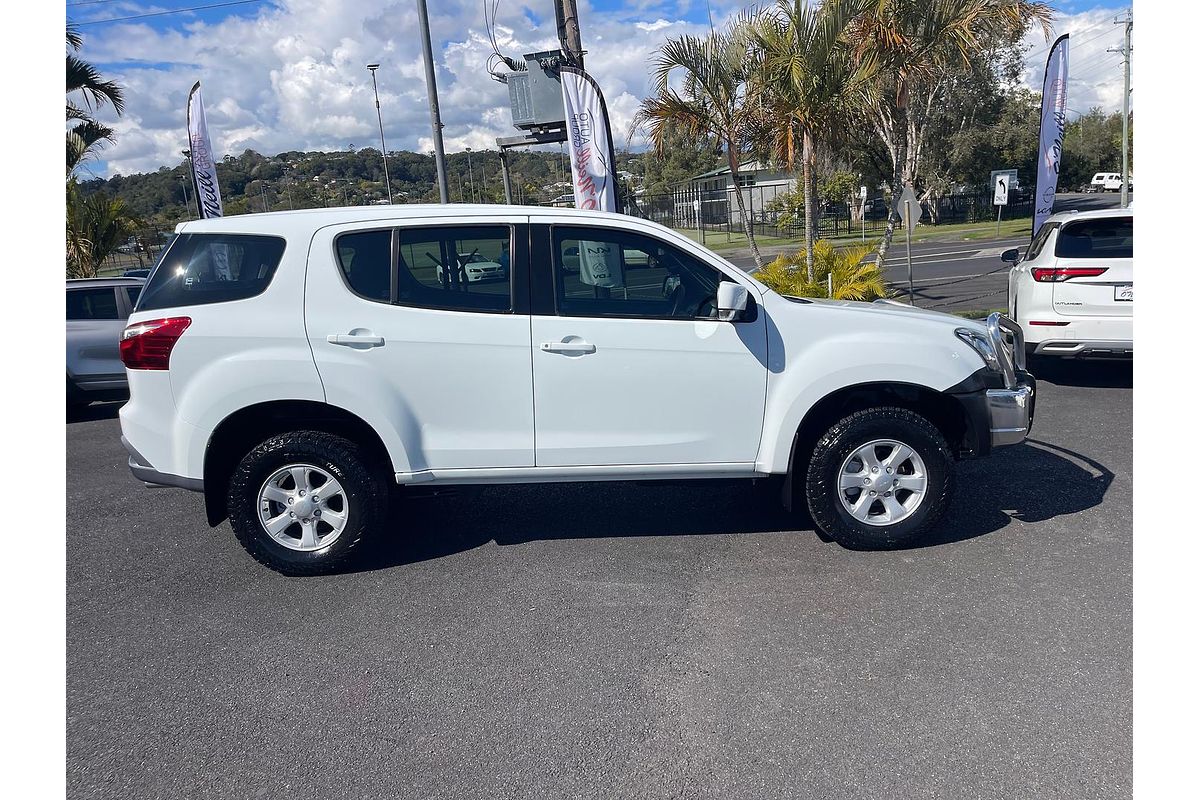 2020 Isuzu MU-X LS-M