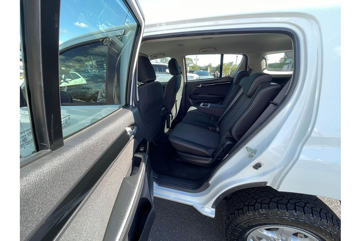 2020 Isuzu MU-X LS-M
