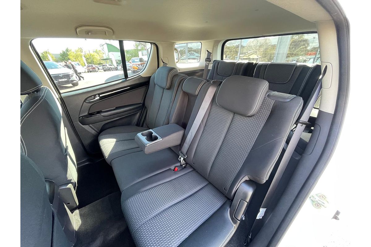 2020 Isuzu MU-X LS-M