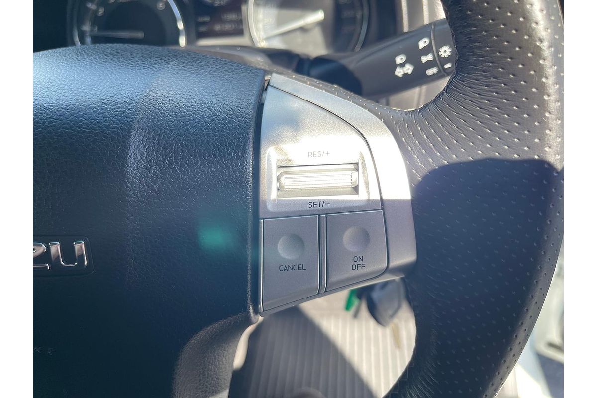 2020 Isuzu MU-X LS-M