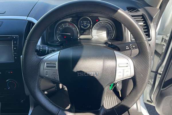 2020 Isuzu MU-X LS-M