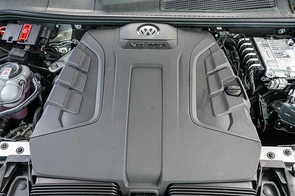 2025 Volkswagen Touareg 210TDI Elegance RC