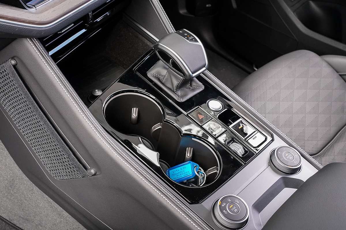 2025 Volkswagen Touareg 210TDI Elegance RC