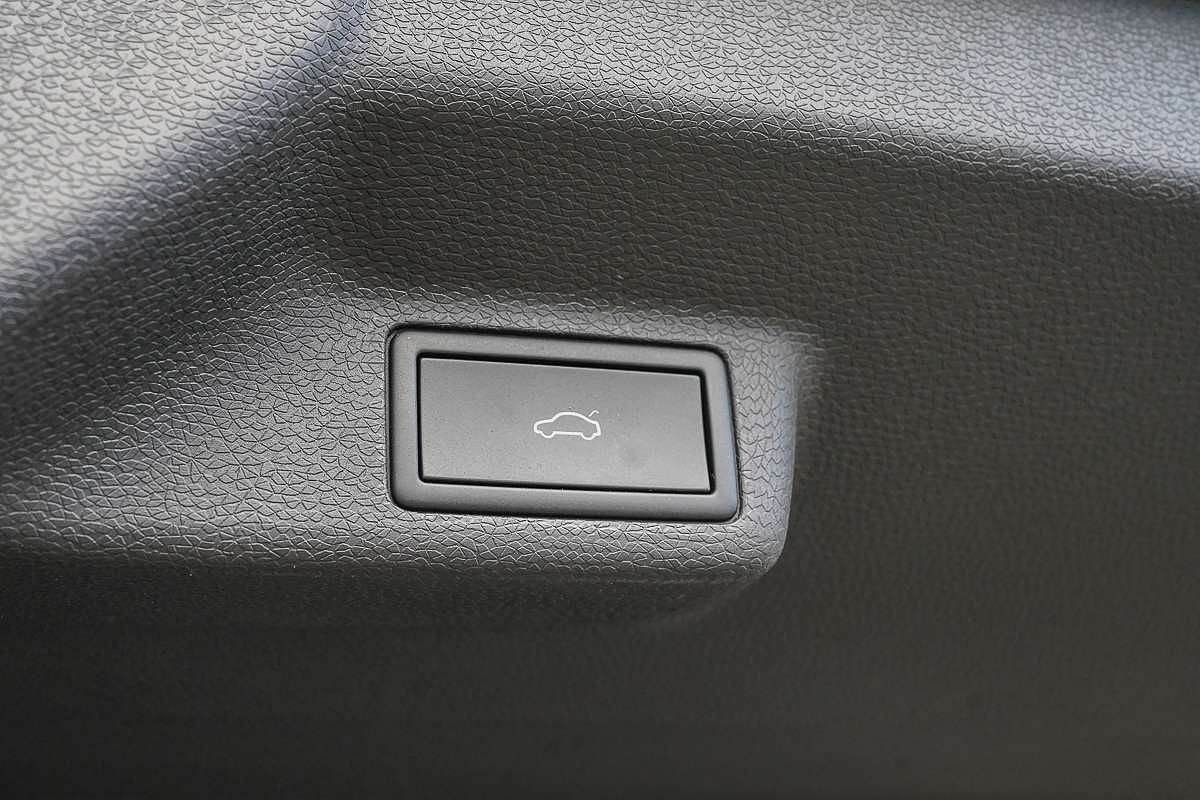 2024 Volkswagen ID. Buzz Pro BEV560 EB LWB