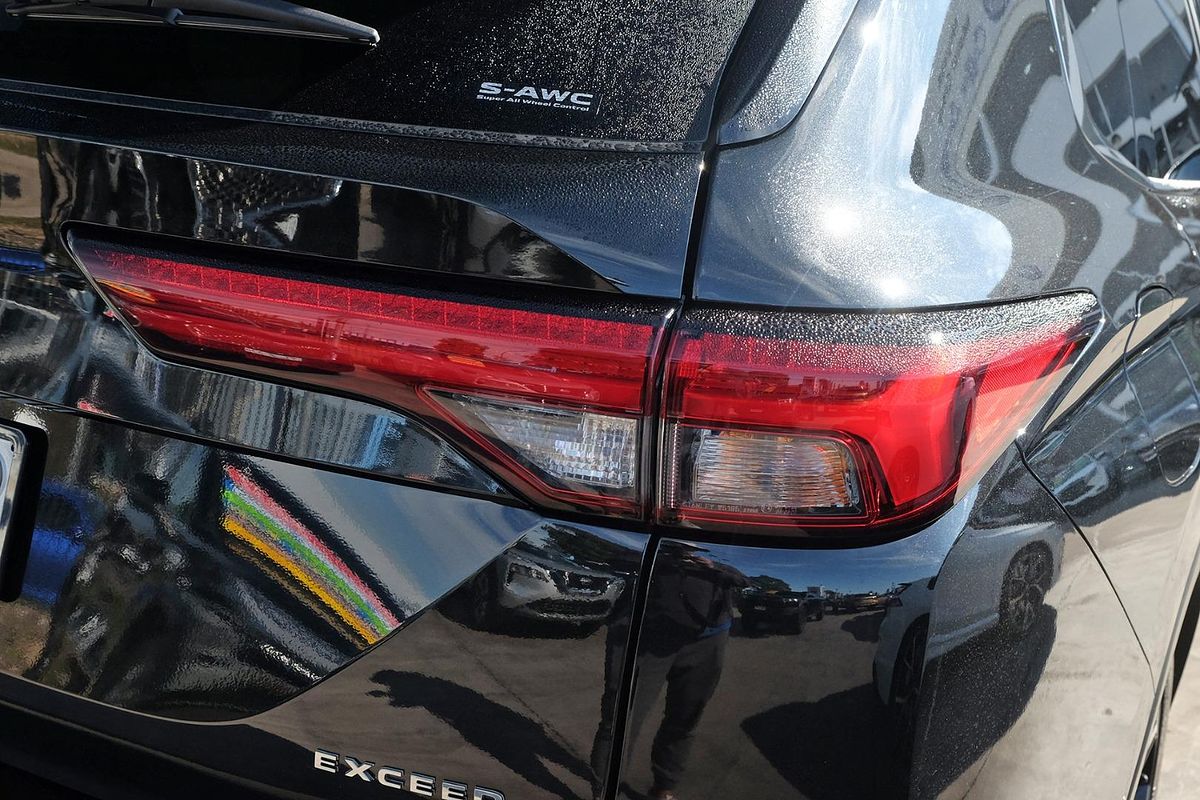 2024 Mitsubishi Outlander Exceed Tourer ZM