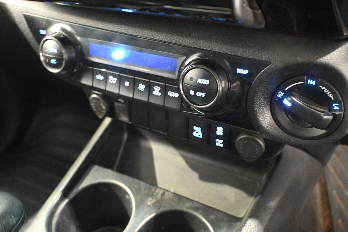 2021 Toyota Hilux SR5 GUN126R 4X4