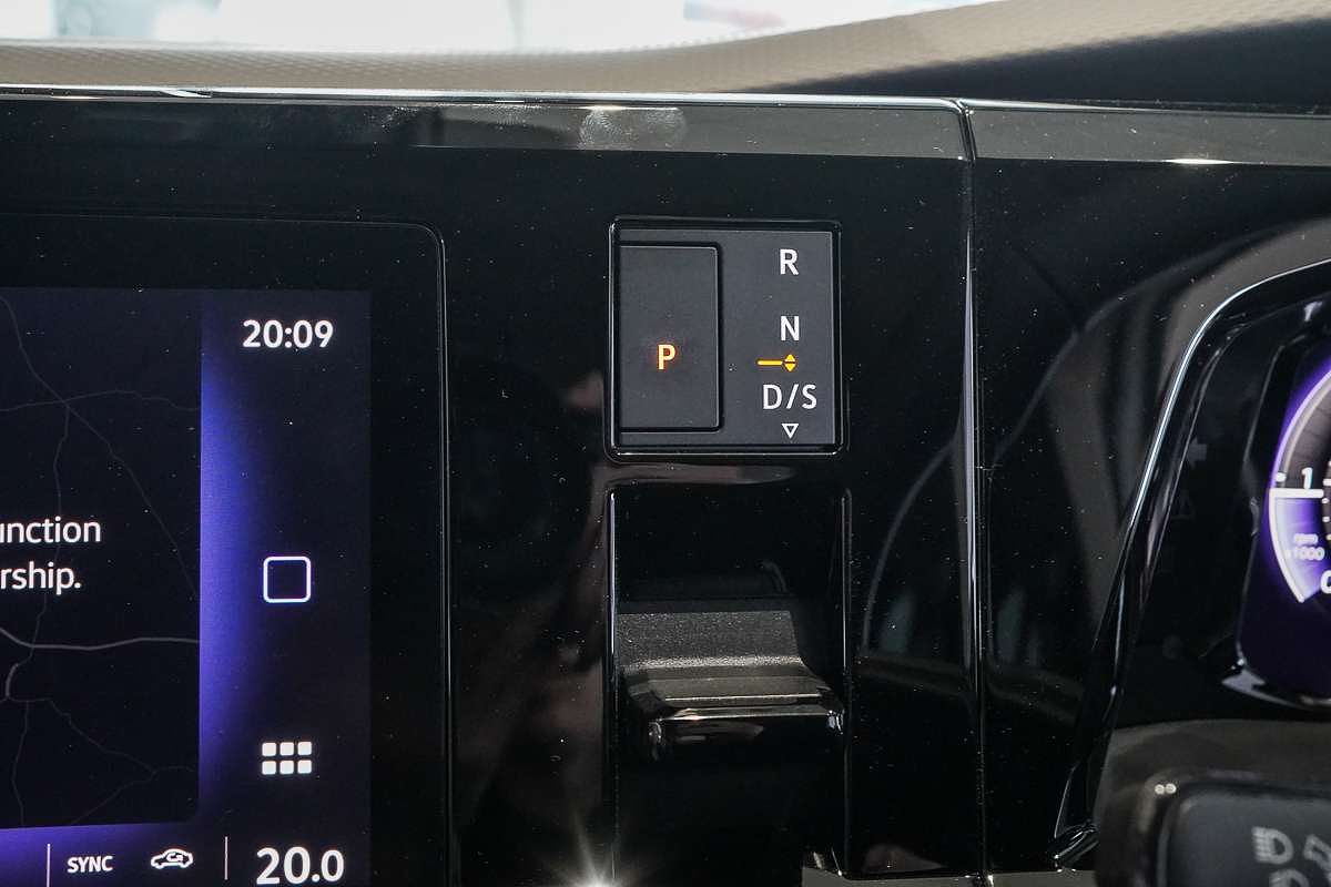 2025 Volkswagen Multivan TDI360 Life T7 SWB