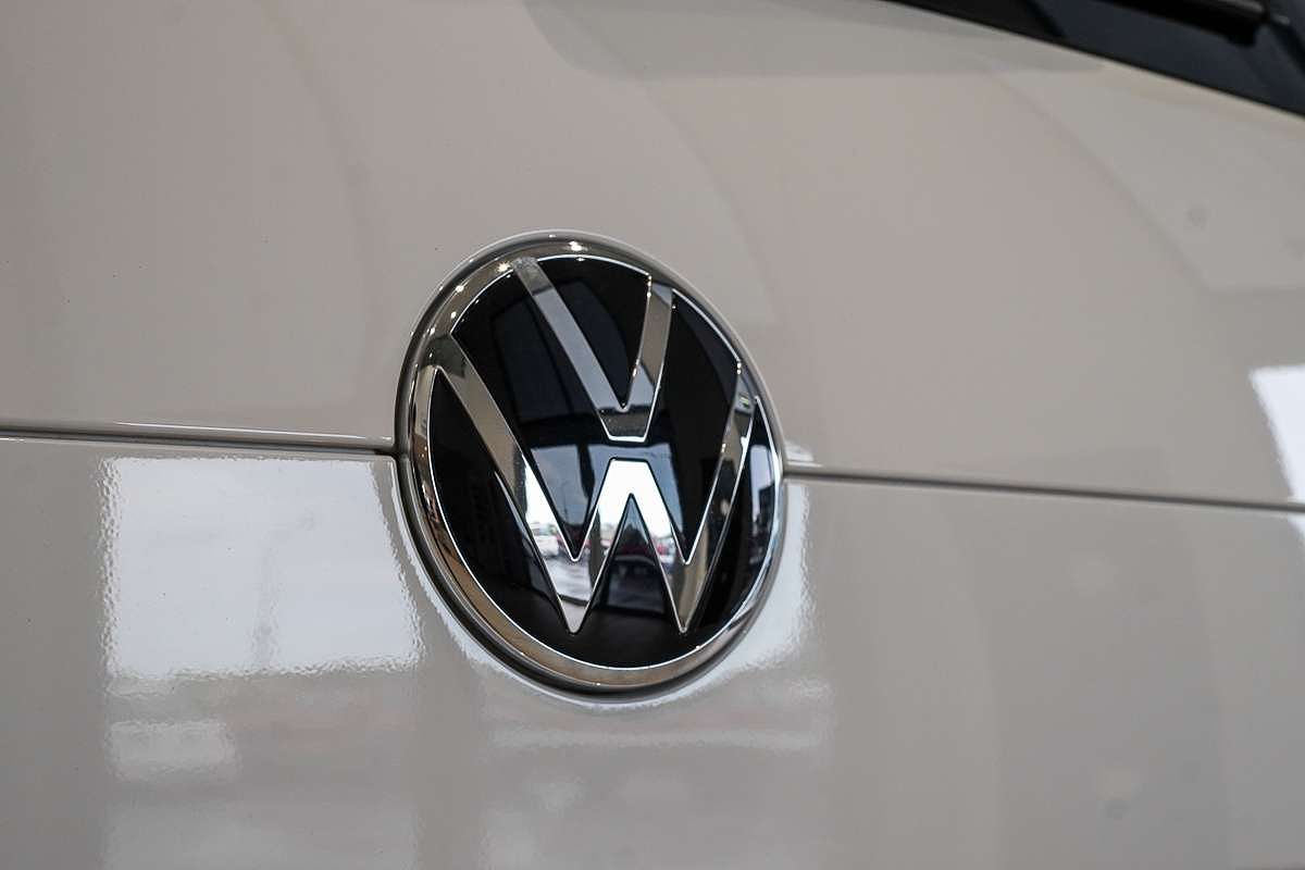 2025 Volkswagen Multivan TDI360 Life T7 SWB