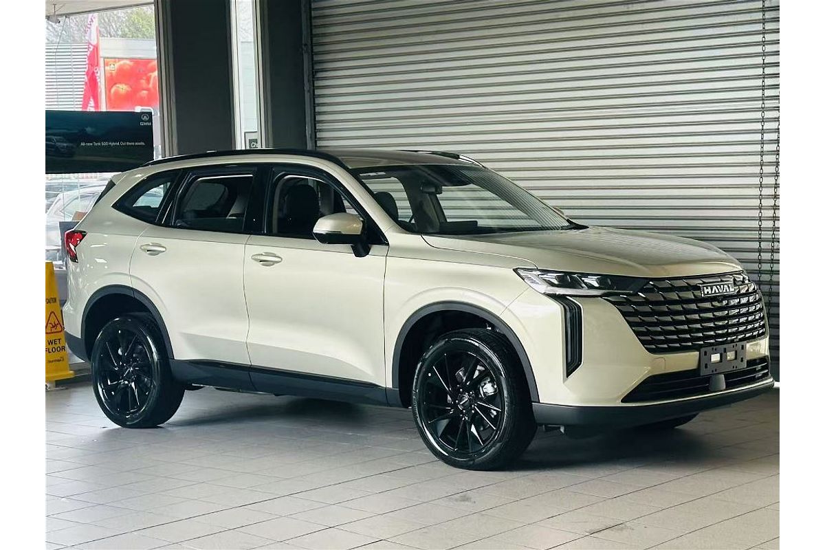 H6 Facelift Lux Auto 4X2