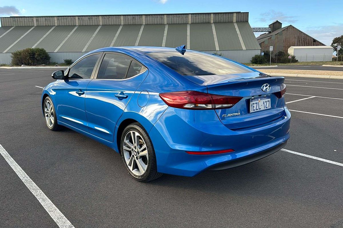 2016 Hyundai Elantra Elite AD