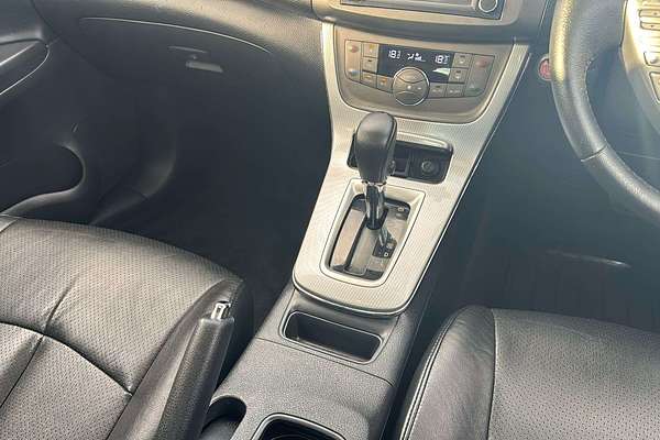 2014 Nissan Pulsar Ti B17
