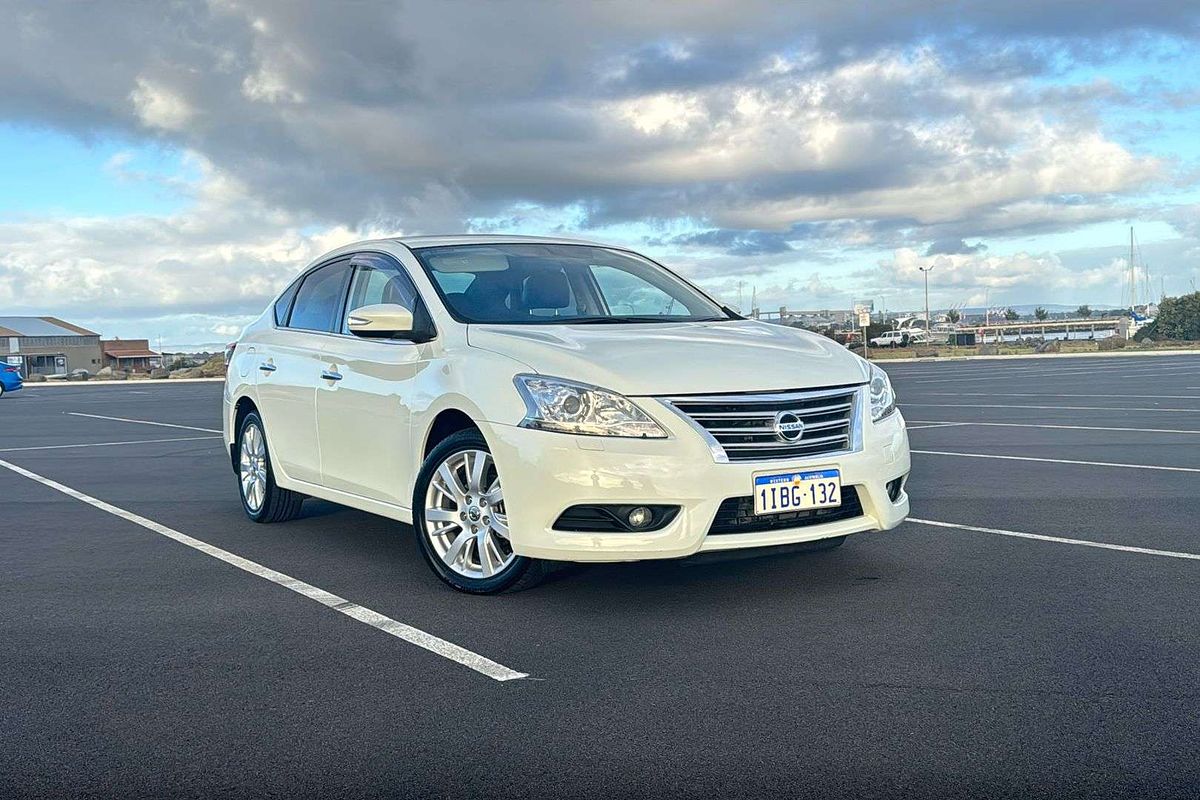 2014 Nissan Pulsar Ti B17