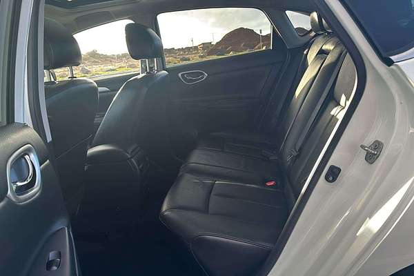 2014 Nissan Pulsar Ti B17