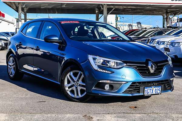 2017 Renault Megane Life BFB