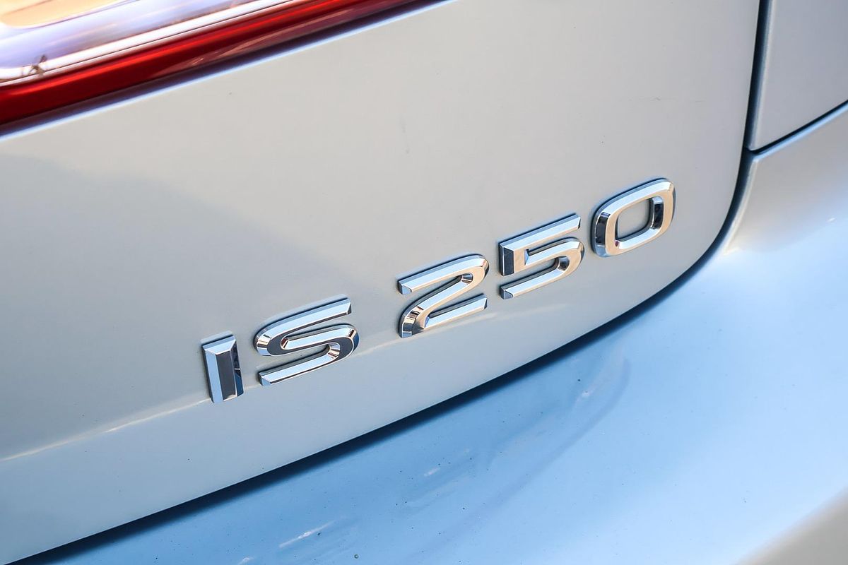 2011 Lexus IS IS250 Prestige GSE20R