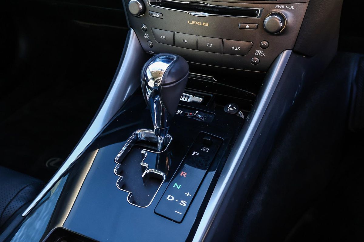 2011 Lexus IS IS250 Prestige GSE20R