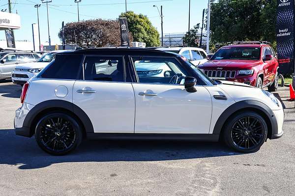 2021 MINI Hatch Cooper Classic F55 LCI-2
