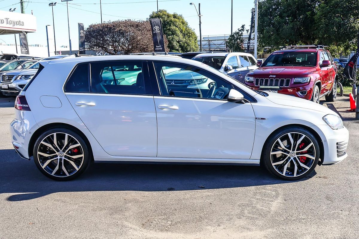 2015 Volkswagen Golf GTI Performance 7