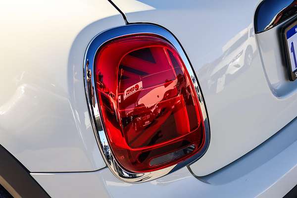 2021 MINI Hatch Cooper Classic F55 LCI-2