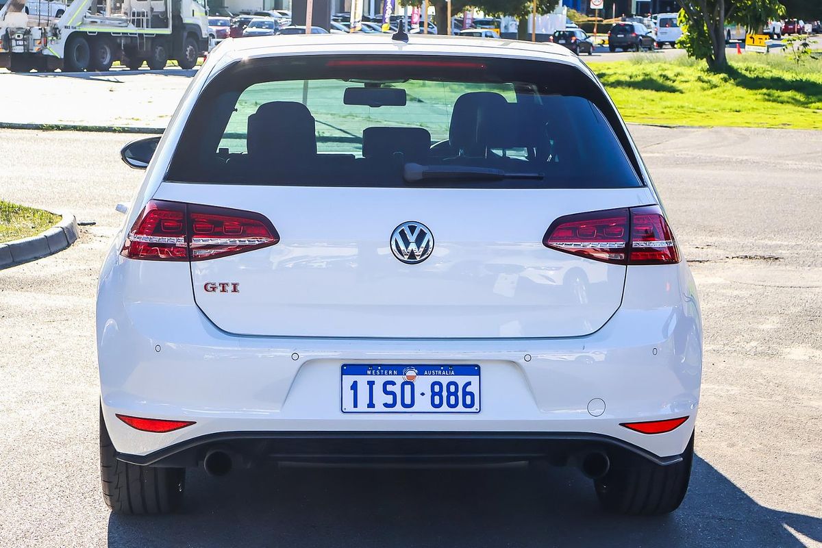 2015 Volkswagen Golf GTI Performance 7
