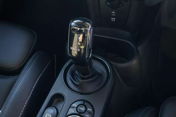 2021 MINI Hatch Cooper Classic F55 LCI-2