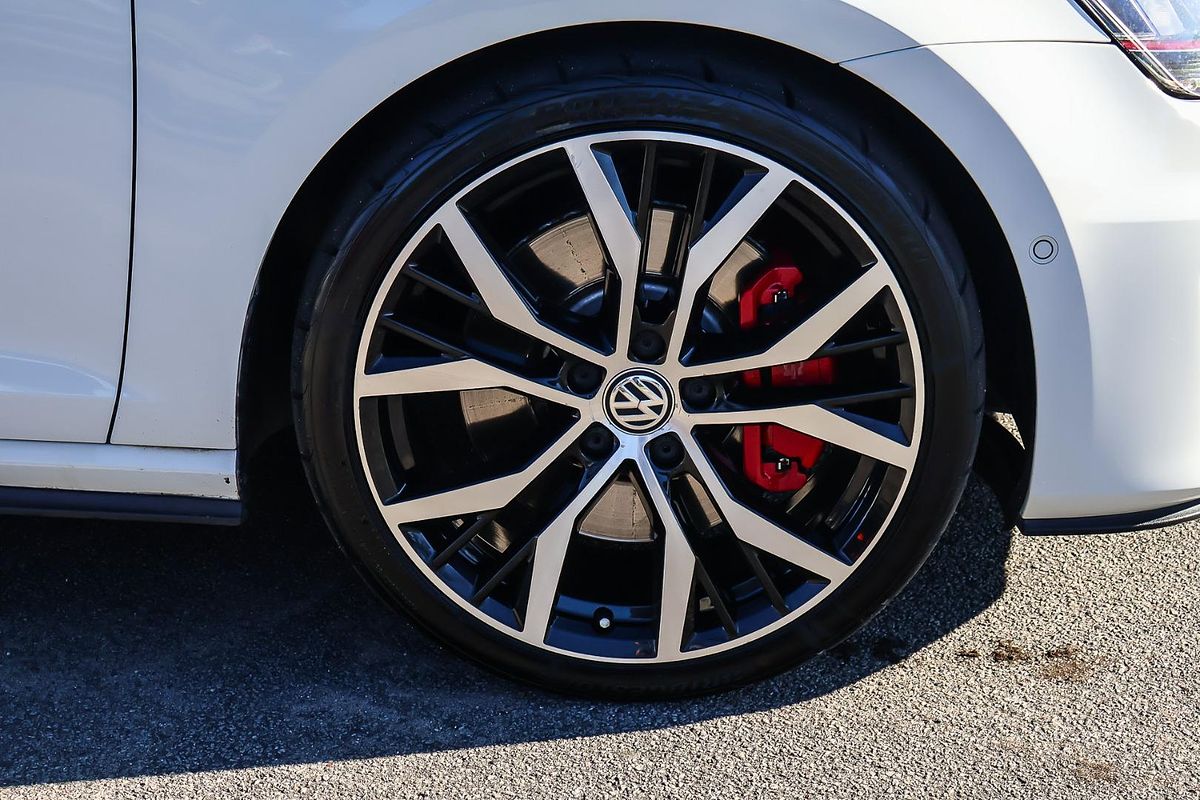 2015 Volkswagen Golf GTI Performance 7