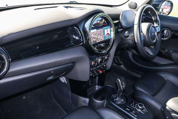 2021 MINI Hatch Cooper Classic F55 LCI-2