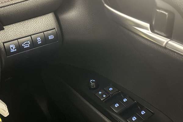 2018 Toyota Camry Ascent ASV70R