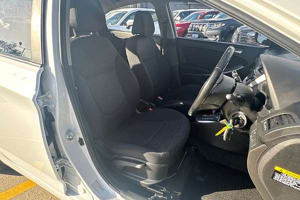 2018 Hyundai Accent Sport RB6