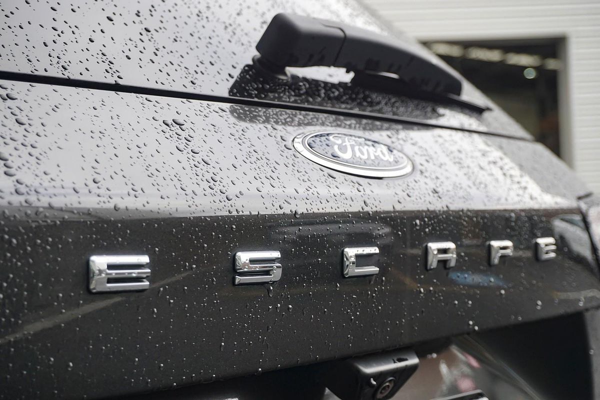 2020 Ford Escape ST-Line ZH