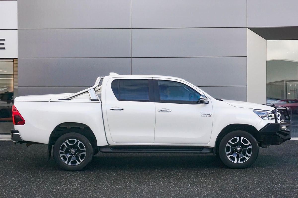 2021 Toyota Hilux SR5 GUN126R 4X4
