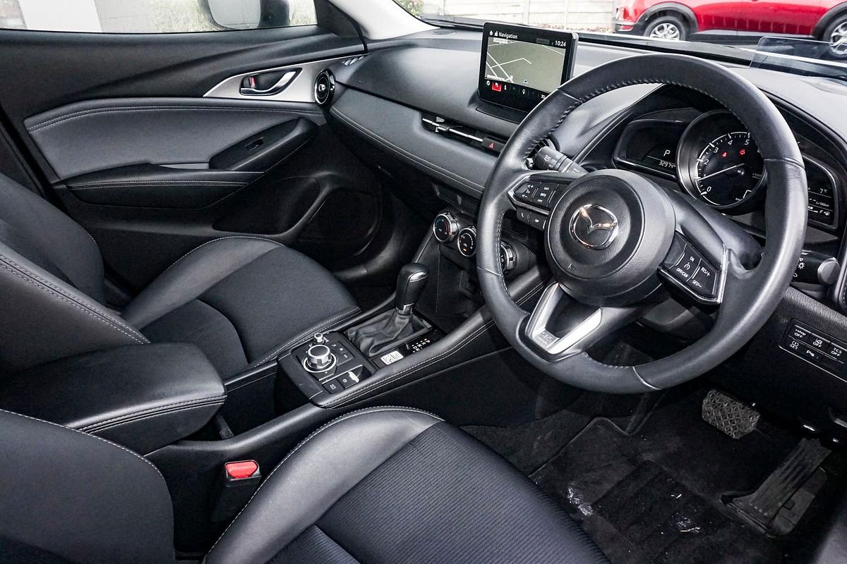 2023 Mazda CX-3 sTouring DK