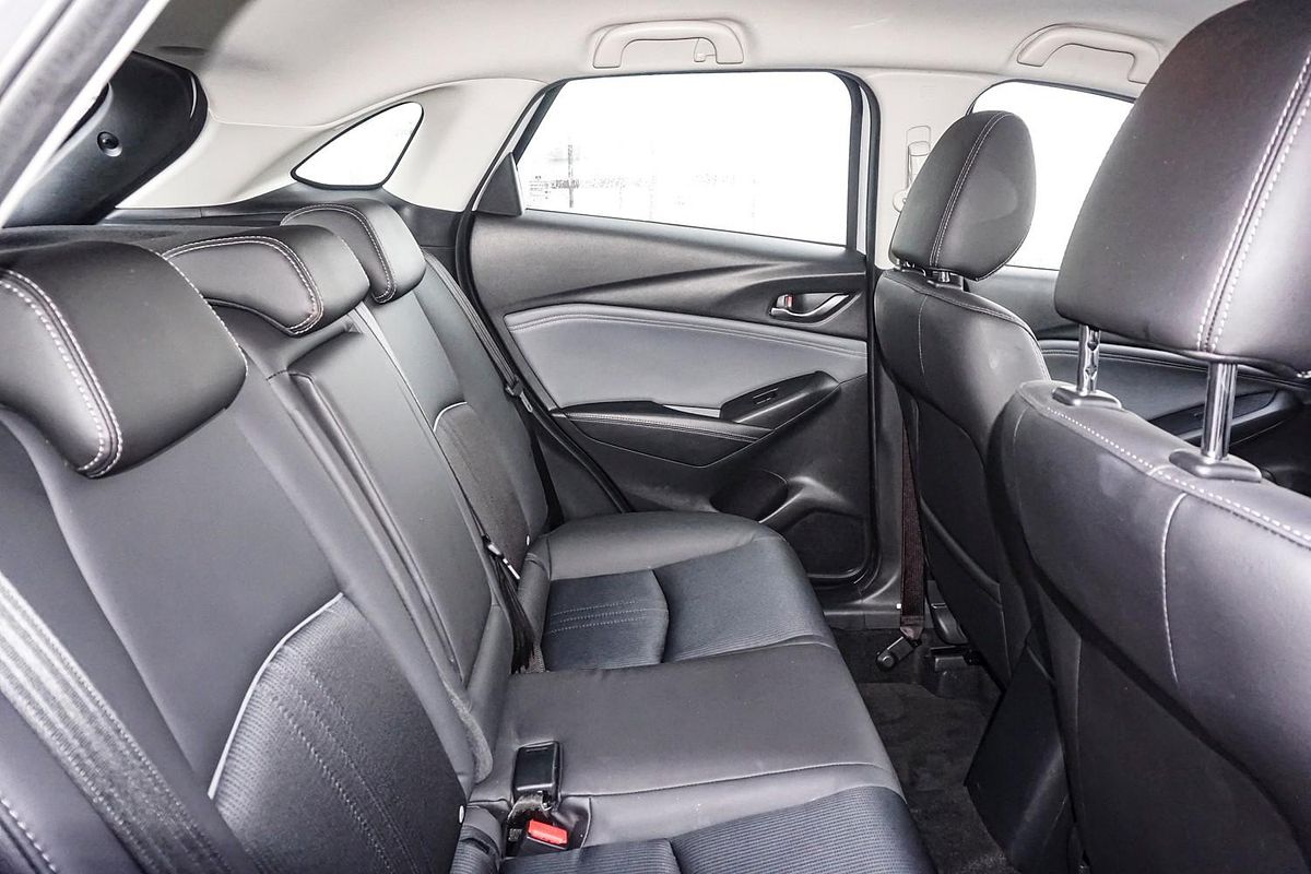 2023 Mazda CX-3 sTouring DK