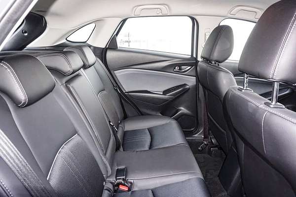 2023 Mazda CX-3 sTouring DK