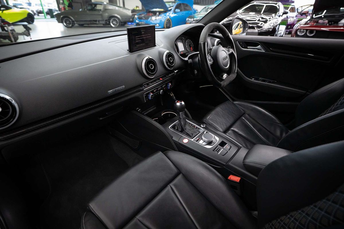 2017 Audi RS3 8V