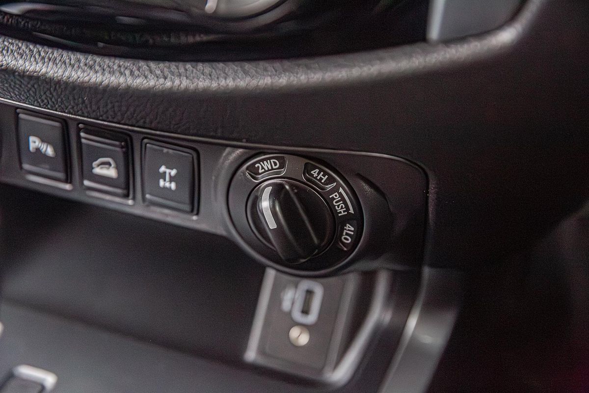 2021 Nissan Navara ST D23 4X4