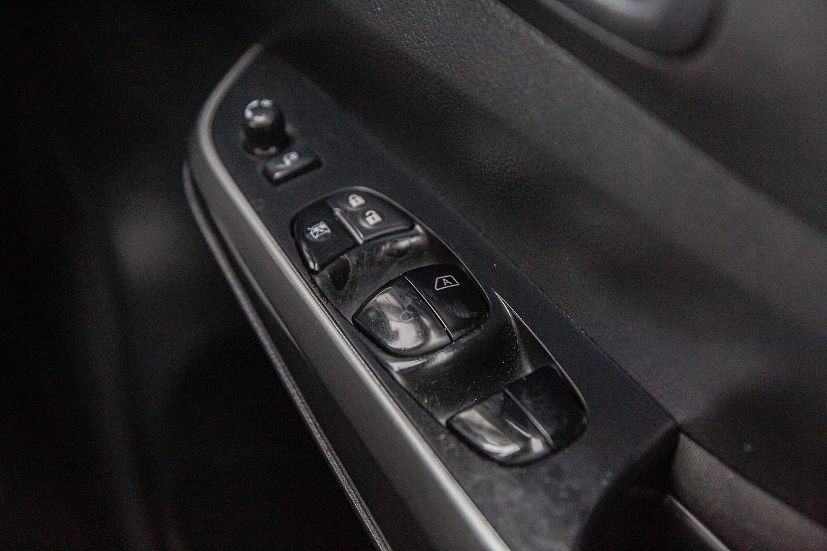 2021 Nissan Navara ST D23 4X4