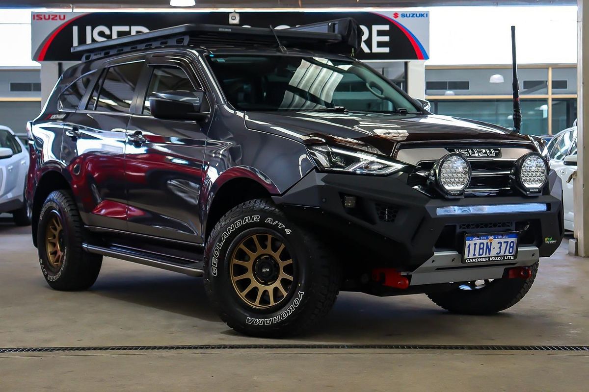 2021 Isuzu MU-X LS-U